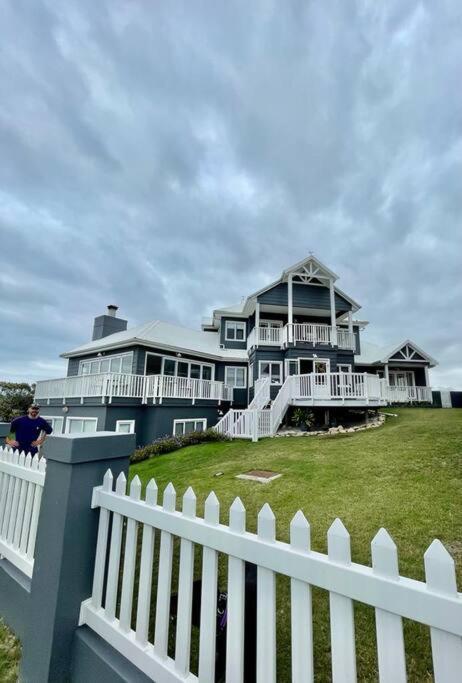 Sanddollar - Self Catering Seaside Getaway Apartment *