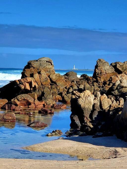 Sanddollar - Self Catering Seaside Getaway Apartment Cape St. Francis