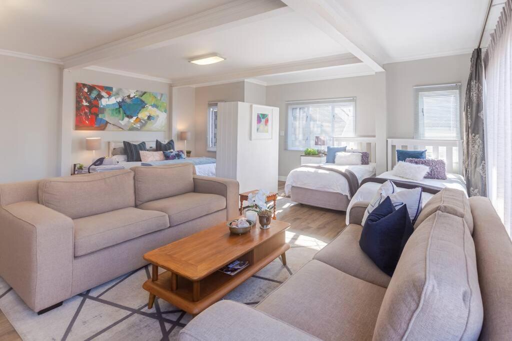 Sanddollar - Self Catering Seaside Getaway *